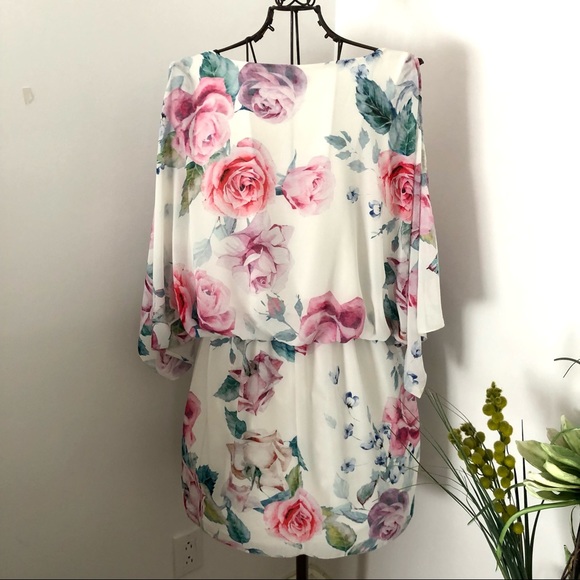 Floral Mini dress - Picture 6 of 11